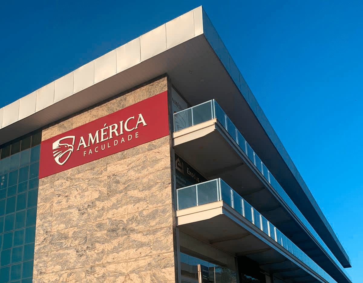 Faculdade America - moderna e de fácil acesso, situado em Cachoeiro de  Itapemirim